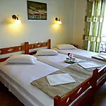 Hotel Evripides 2*