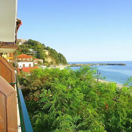 Evripides Hotel